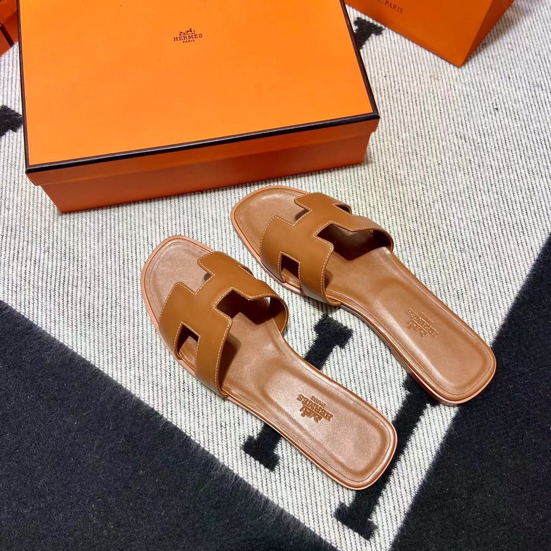 에르메스 올수공 오란 슬리퍼 샌들 스위프트 42